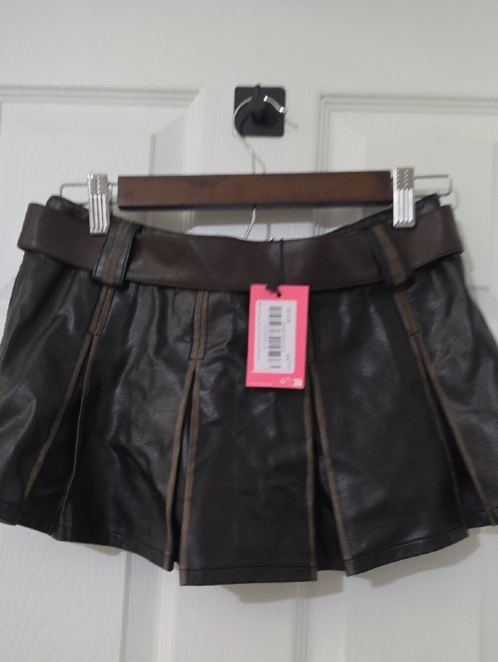Edikted Black Faux Leather Pleated Mini Skirt with Brown Belt - Picture 5 of 5